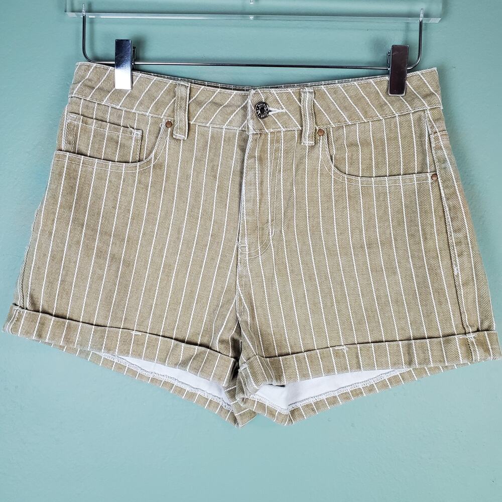 Pacsun Mom Striped Cuffed Short Size 26